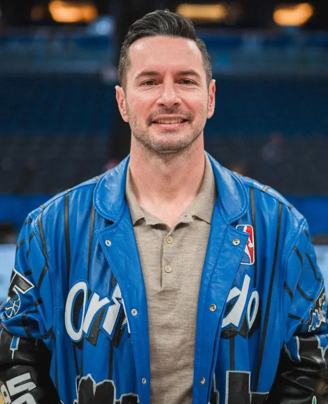 乐鱼-包含加时末段洛杉矶湖人调整名单以备意大利杯，完成体检环节打磨，态度坚定，更衣室氛围转暖的词条