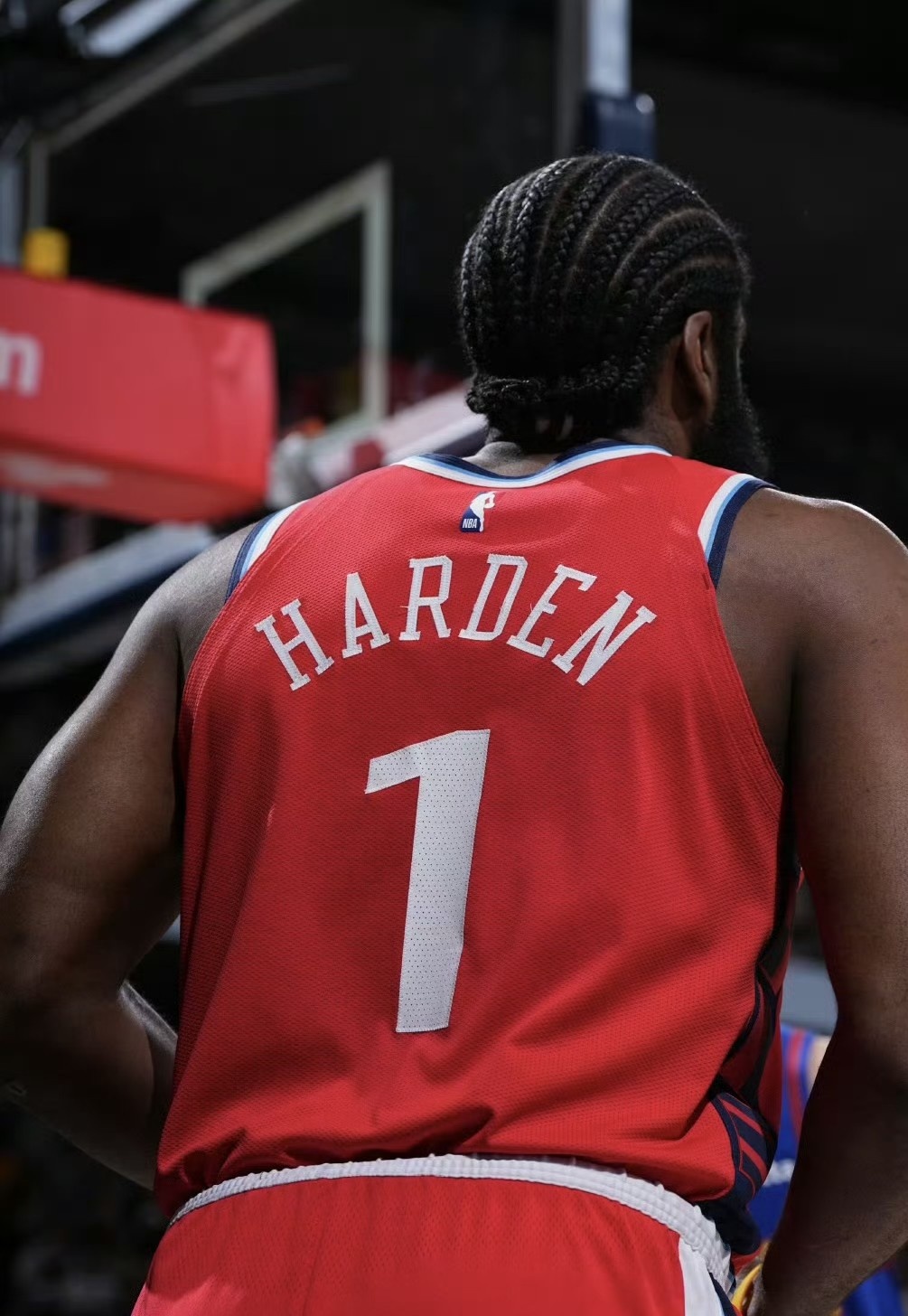 乐鱼app-包含清晨奥兰多魔术备战中超，遗憾出局细节曝光，球迷炸锅，赛程密集仍需轮换的词条